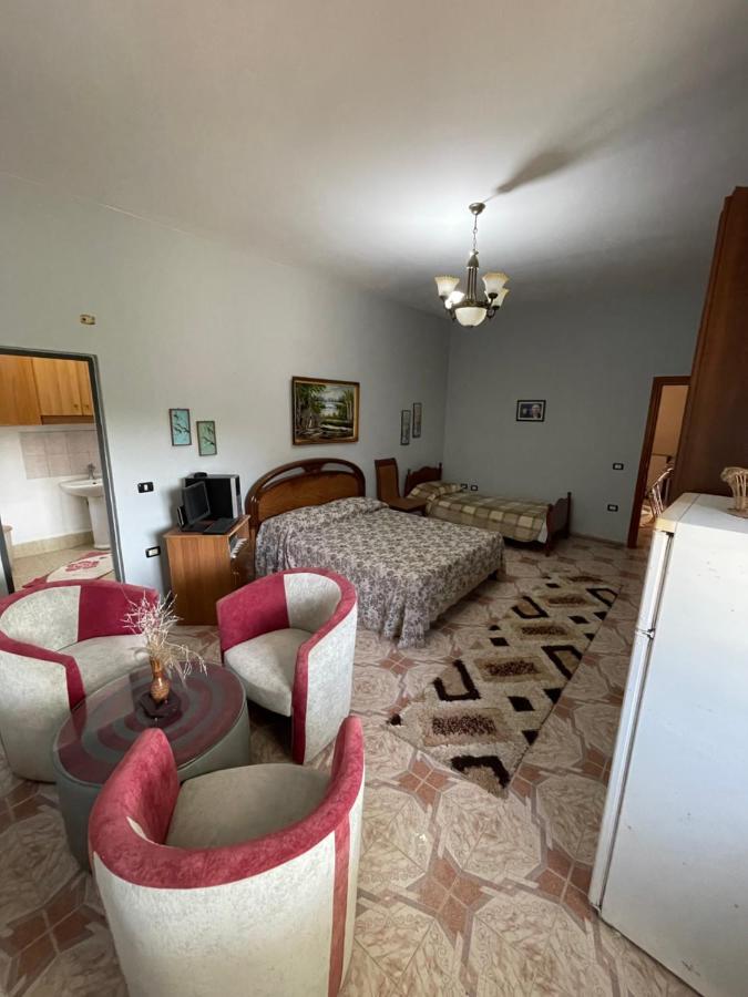 Vila Briart Durrës Exterior foto