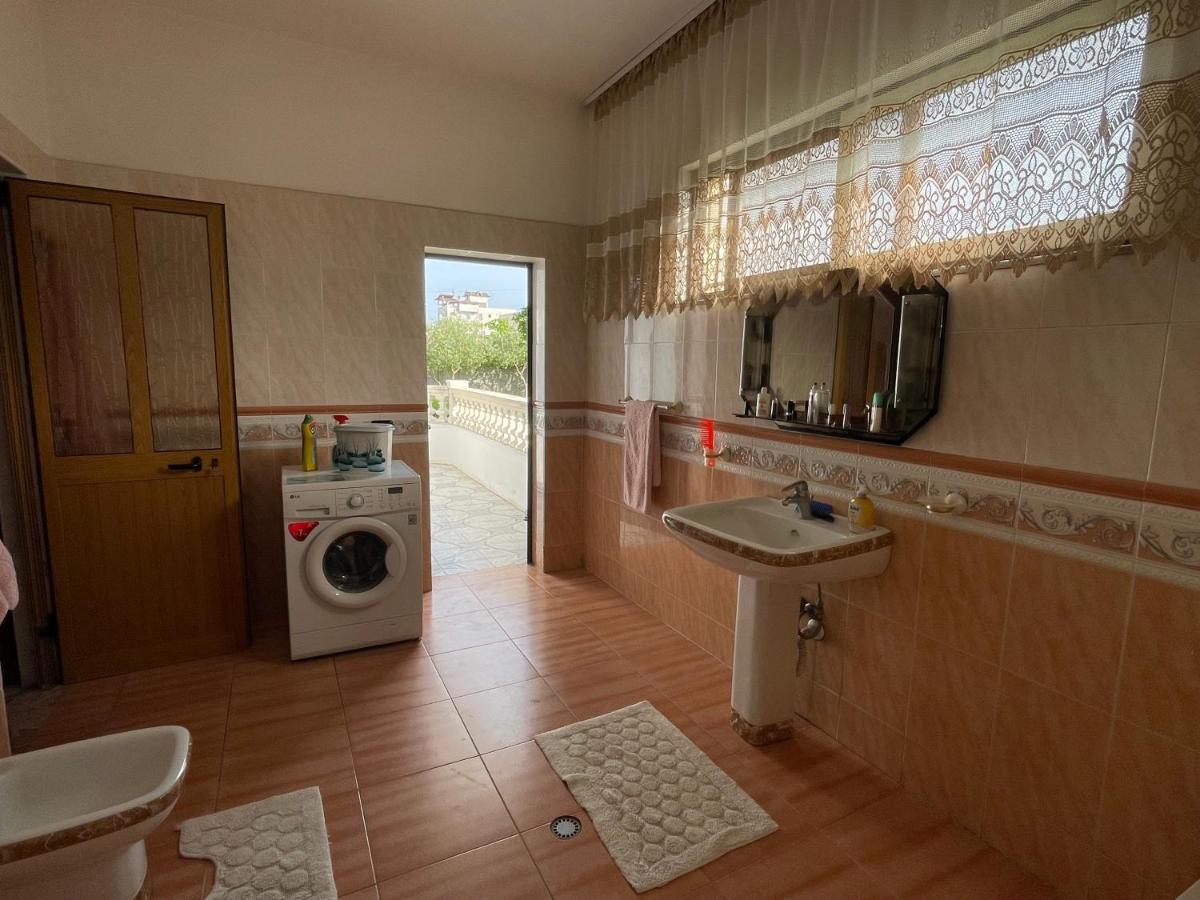 Vila Briart Durrës Exterior foto