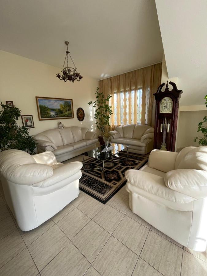 Vila Briart Durrës Exterior foto
