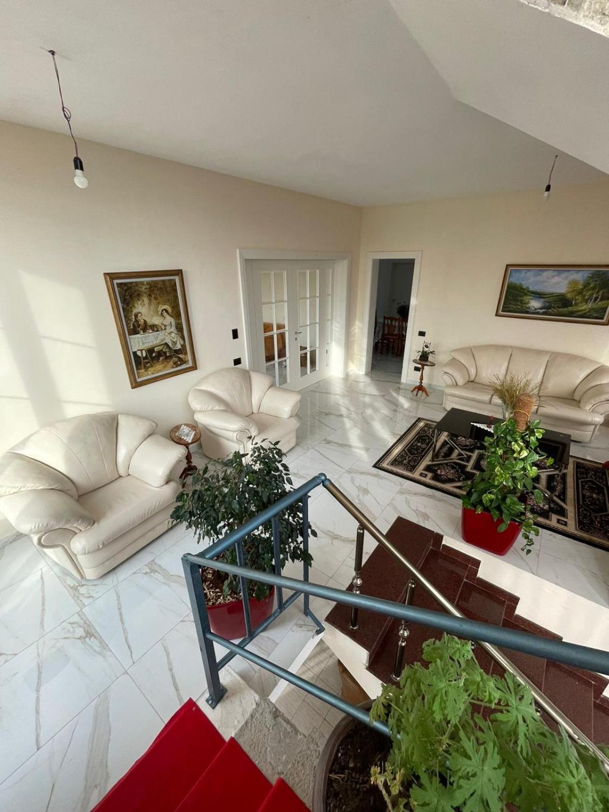 Vila Briart Durrës Exterior foto